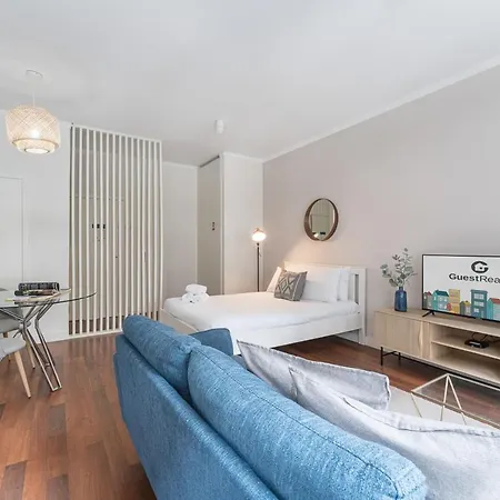 Guestready - Almada Downtown - 1f Apartment Porto